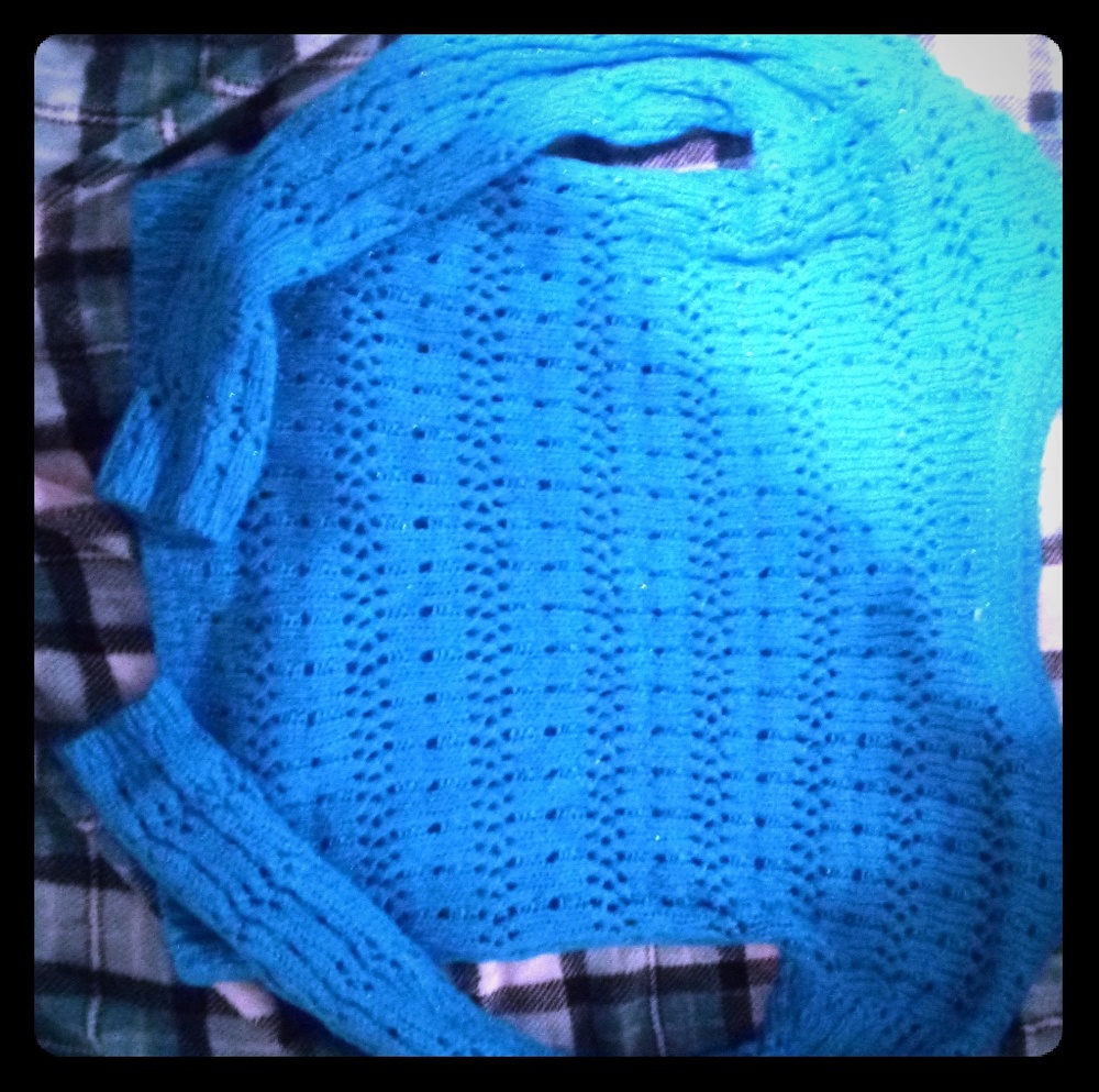 Blue knit long sleeve sweater